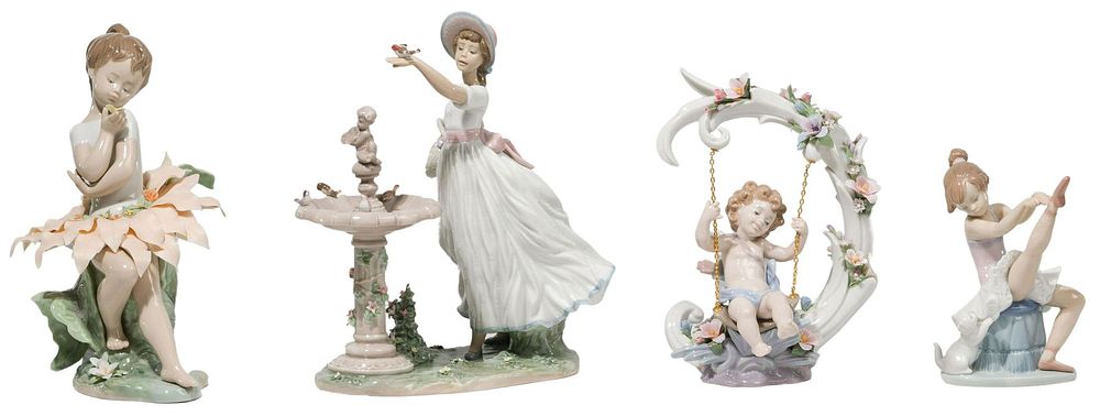 Lot 344: Lladro Figurine Assortment