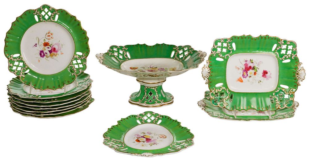 Lot 369: English Porcelain Luncheon Service