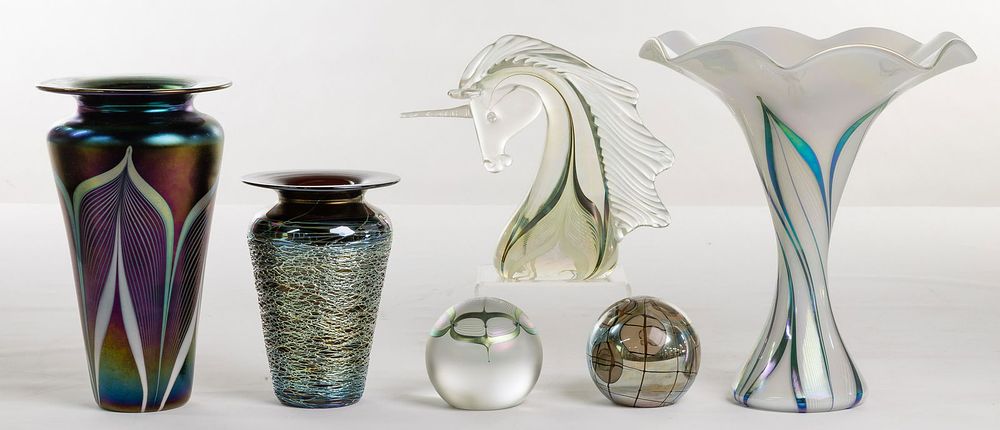 Lot 459: Stuart Abelman Art Glass Assortment