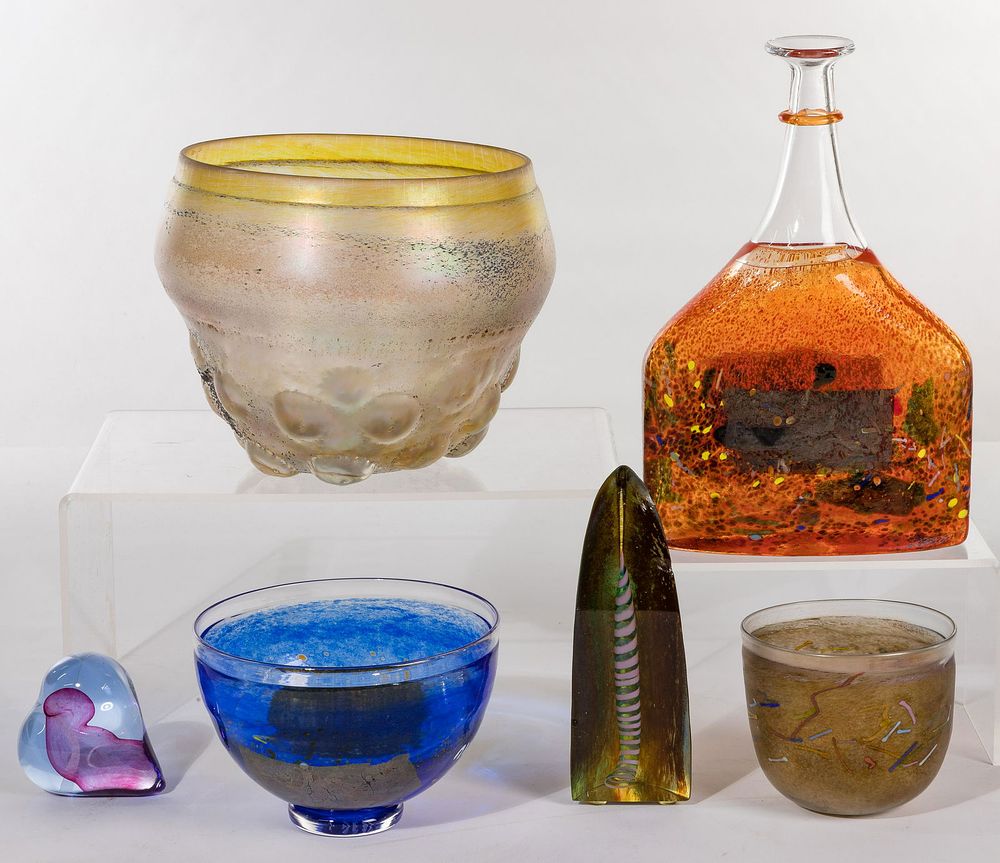 Lot 466: Bertil Vallien for Kosta Boda Art Glass Assortment