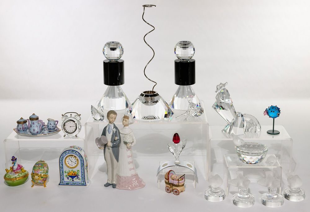 Lot 481: Swarovski Crystal Assortment