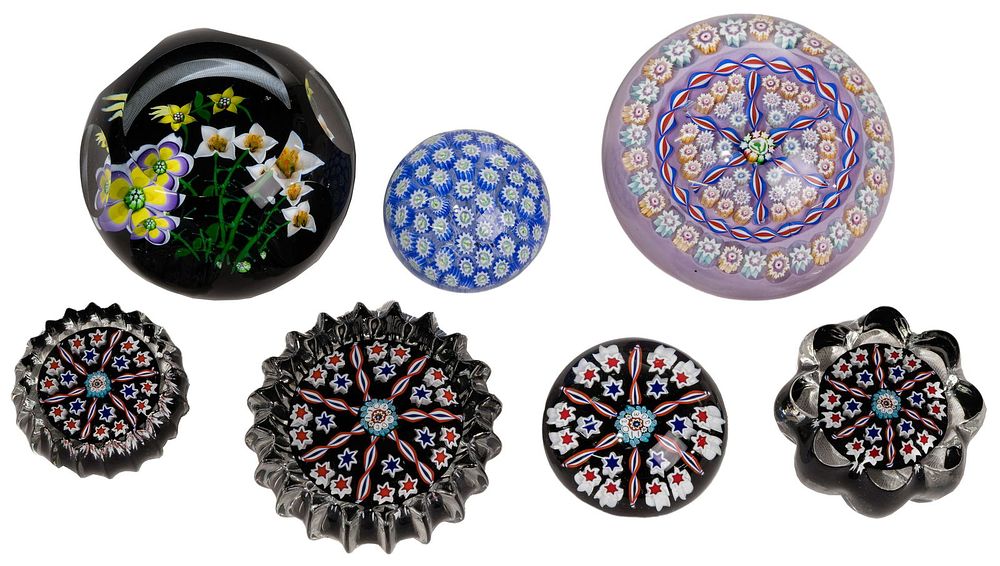 Lot 518: Scottish Paperweight Assortment