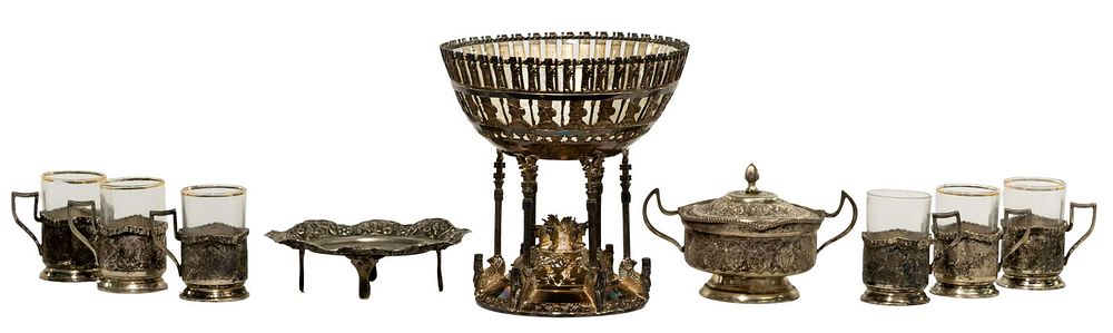 Lot 369: Silverplate Object Assortment