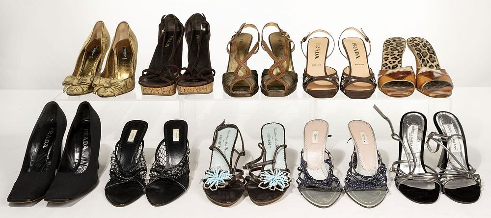 Lot 438: Designer Shoe Assortment