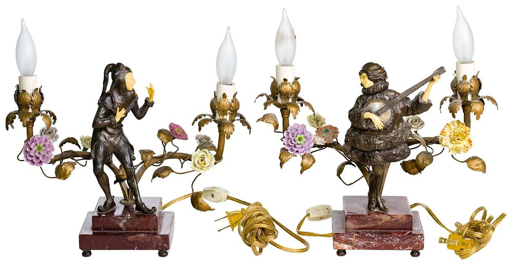 Lot 456: Jester Lamp Set