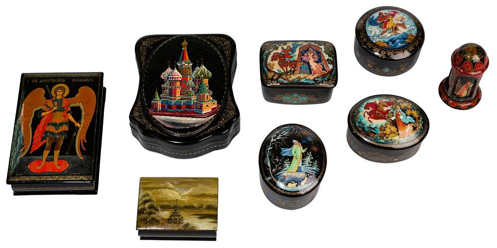 Lot 464: Russian Box Assortment