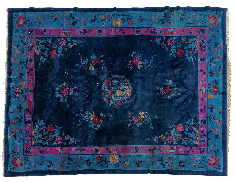 Lot 466: Chinese Art Deco Style Wool Rug