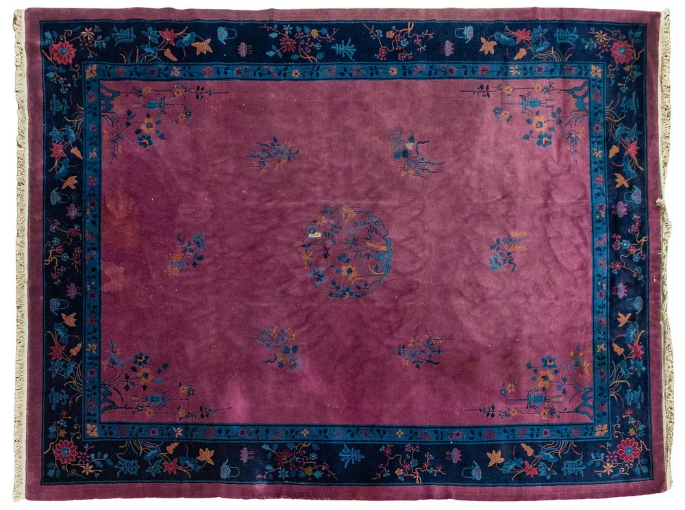 Lot 467: Chinese Art Deco Style Wool Rug