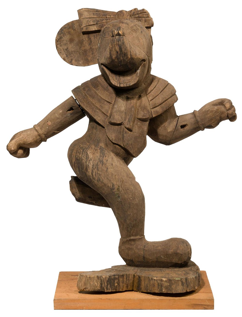 Lot 286: Minnie Mouse Wood Figure