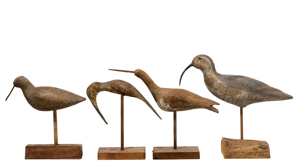 Lot 290: Carved Shore Bird Figurine Assortment