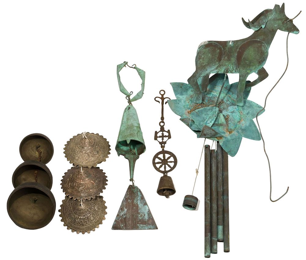 Lot 372: Paolo Soleri (American / Italian, 1919-2013) Bronze Bell