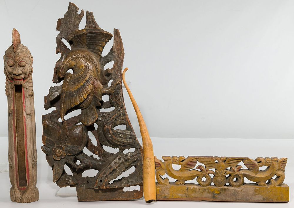 Lot 164: Southeast Asian and Oceanic Object Assortment