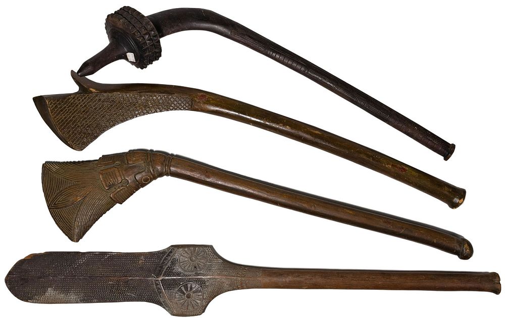 Lot 317: Oceanic War Club Assortment