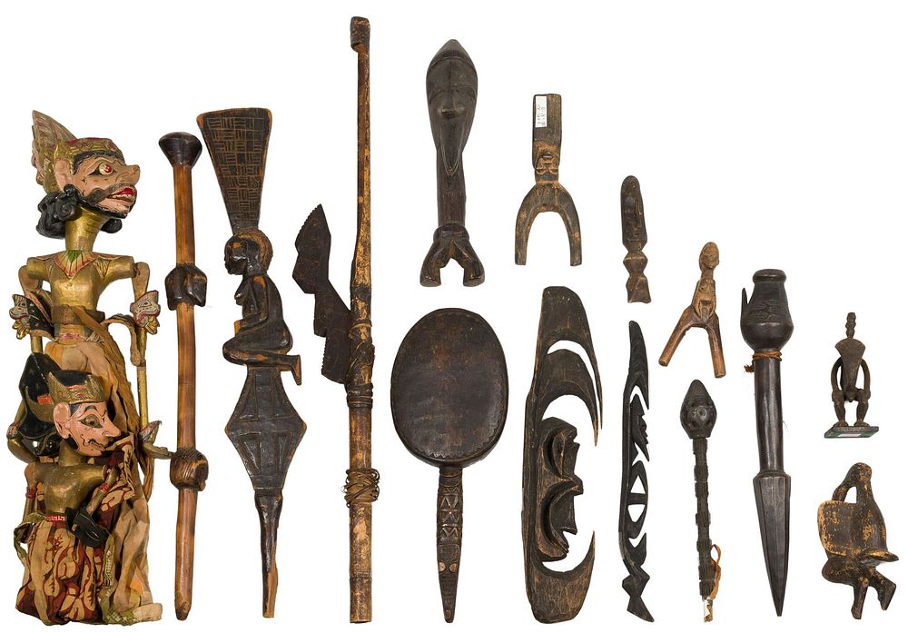 Lot 373: Ethnographic Object Assortment