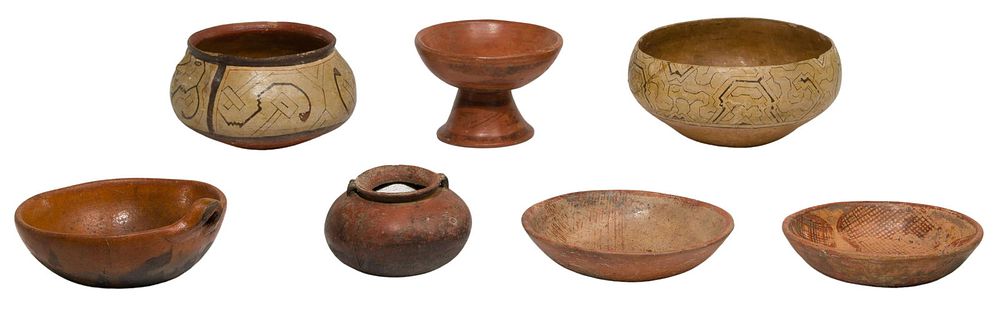 Lot 460: Pre-Columbian Central and North American Pottery Assortment