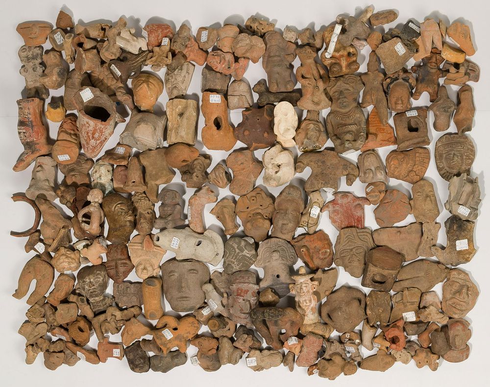 Lot 487: Pre-Columbian Figurine Fragments