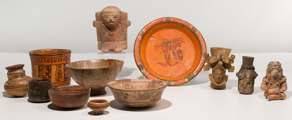 Lot 499: Pre-Columbian Mayan Pottery Assortment