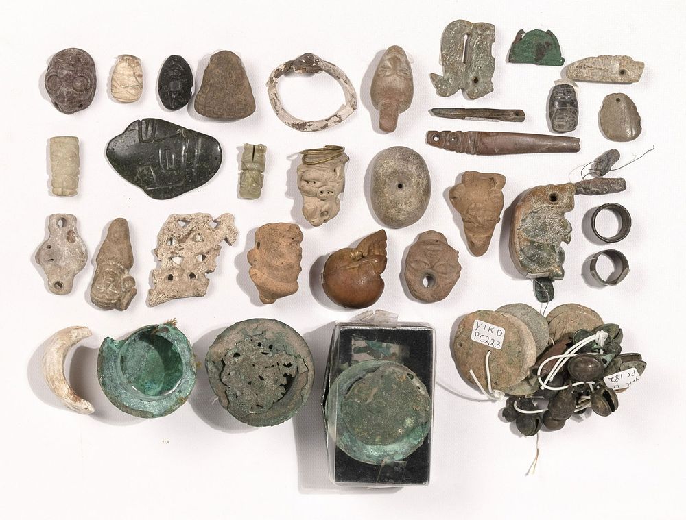 Lot 512: Pre-Columbian Ornamental Object Assortment