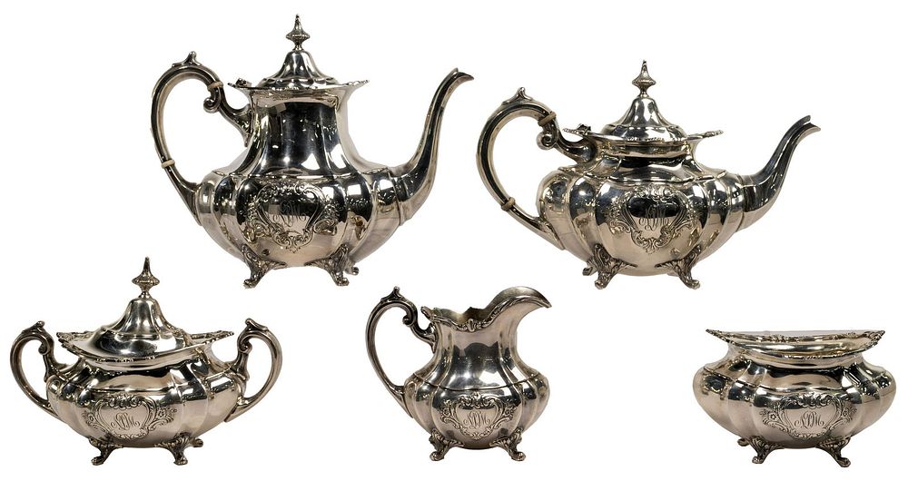 Lot 289: Reed & Barton 'Hampton Court Shield' Sterling Silver Beverage Service
