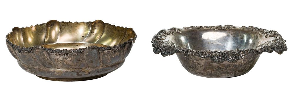 Lot 294: Tiffany & Co. Sterling Silver Pierced Rim Bowl
