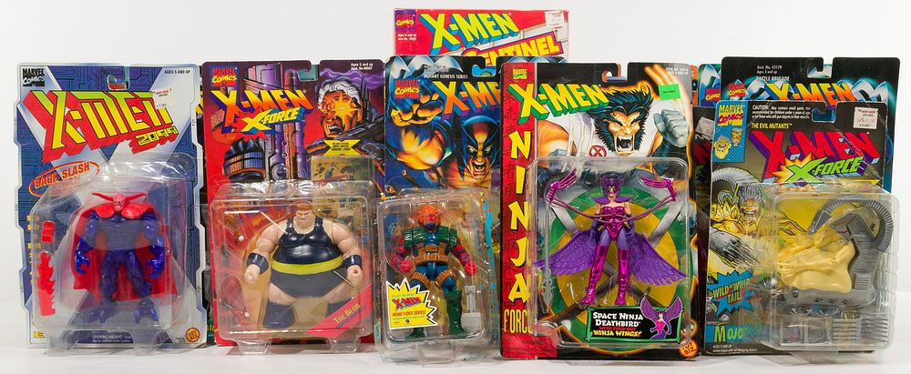 Lot 345: X-Men Action Figure Assortment