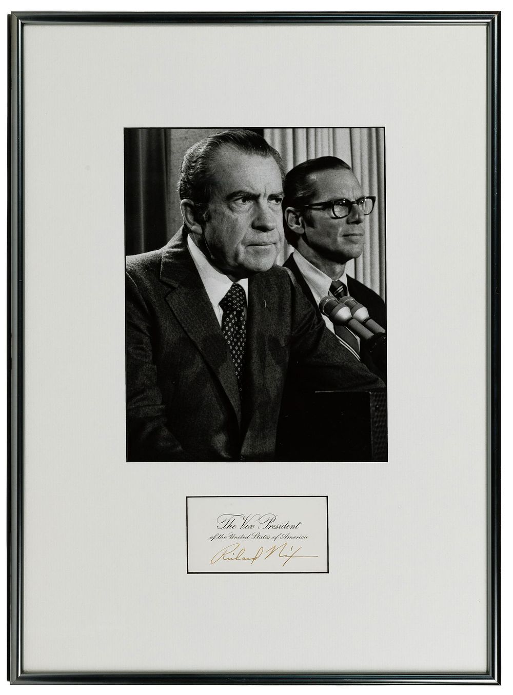 Lot 367: Richard Nixon Autograph PSA