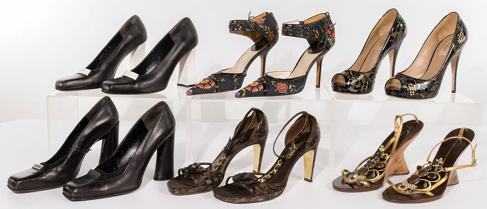 Lot 381: Designer Shoe Assortment