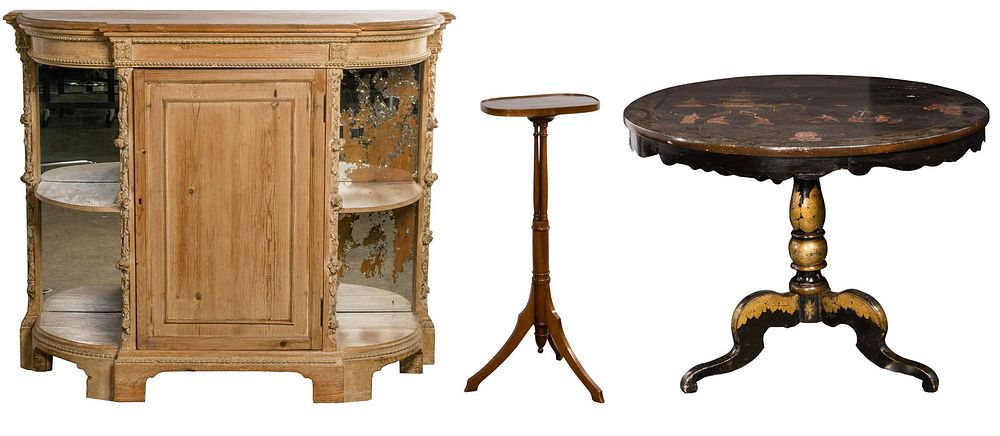 Lot 521: Living Room Furniture Assortment