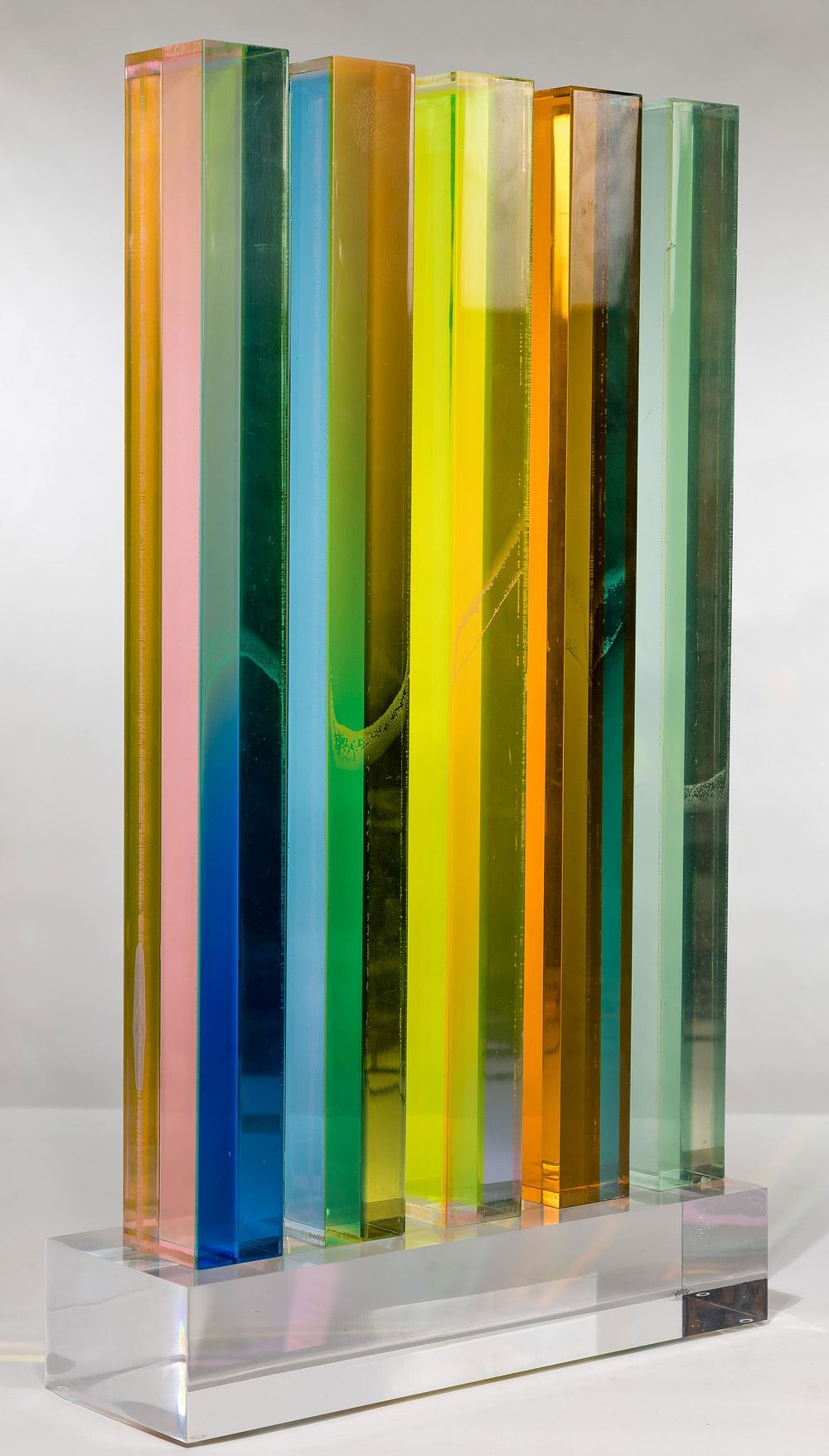 Lot 185: Vasa Velizar Mihich (Yugoslavian / American, b.1933) Sculpture