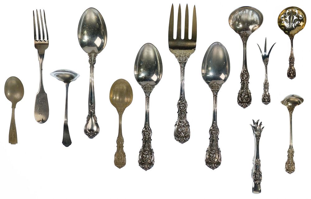 Lot 222: Reed & Barton 'Francis I' Sterling Silver Serving Utensils