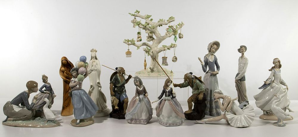 Lot 280: Lladro and Lenox Ceramic Figurine Assortment