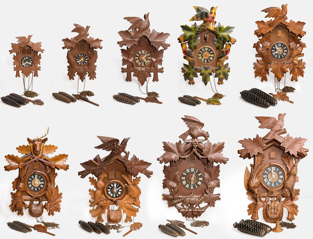 Lot 390: Carved Wood Cuckoo Clock Assortment