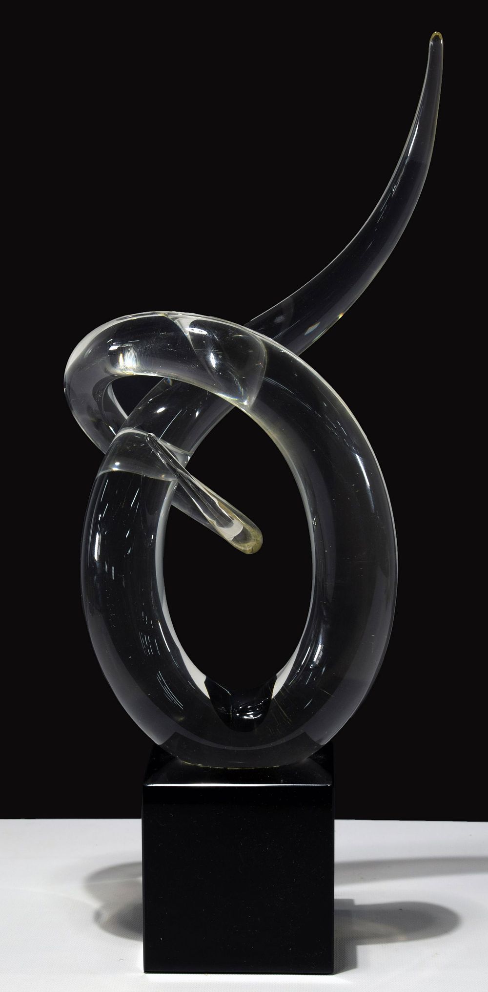 Lot 409: R. Auatra (Italian, 20th Century) Murano Glass Sculpture