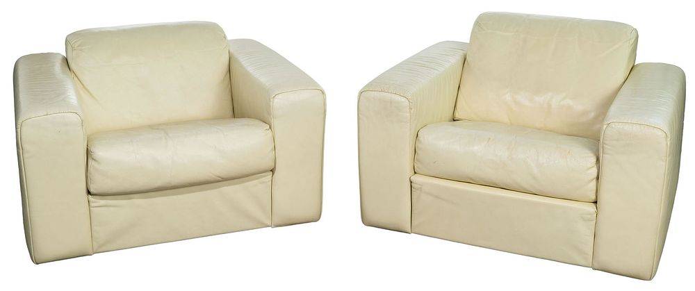 Lot 433: Stendig Industries Leather Chairs