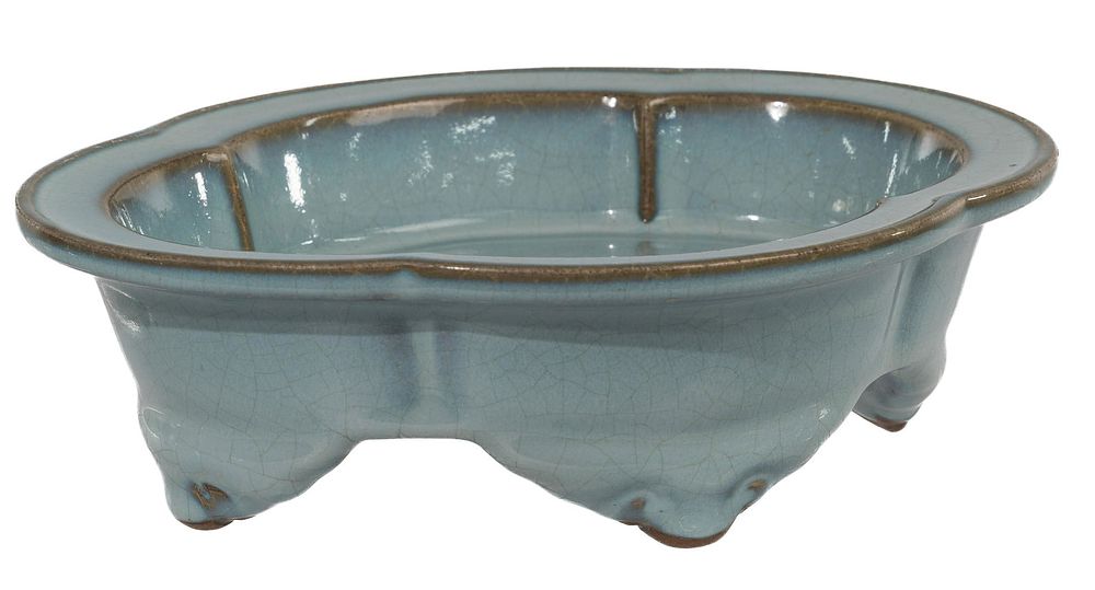 Lot 294: Chinese Celadon Glazed Porcelain Bulb Planter