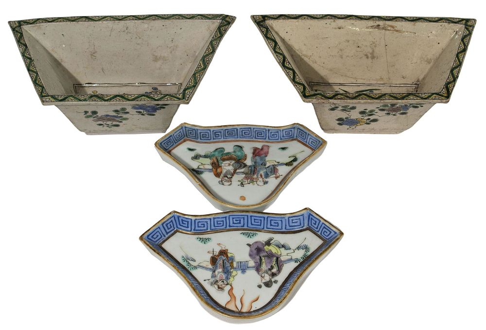 Lot 314: Chinese Porcelain Planters