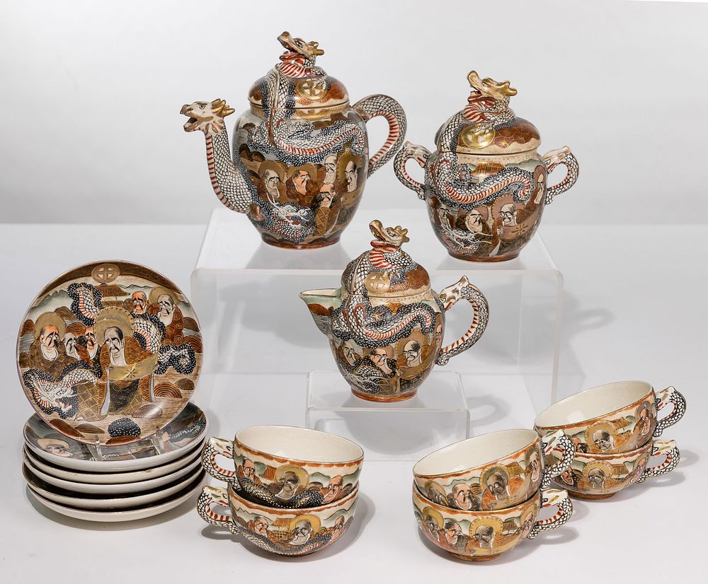 Lot 342: Japanese Satsuma Ware Tea Service