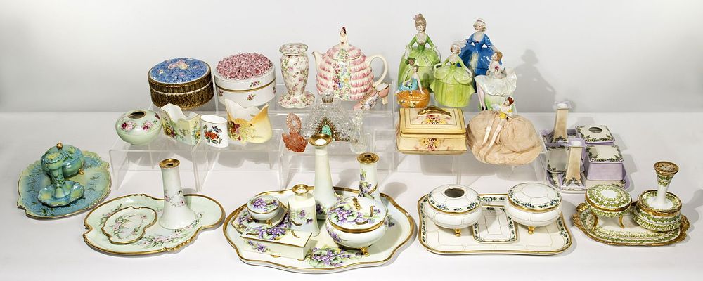 Lot 440: Porcelain Vanity Set and Item Assortment