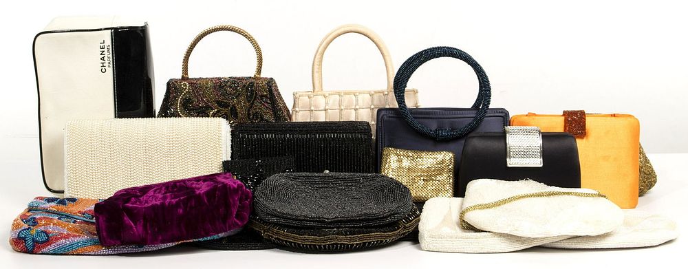 Lot 448: Handbag and Clutch Assortment