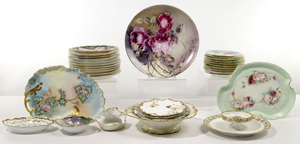 Lot 469: Limoges Porcelain Assortment