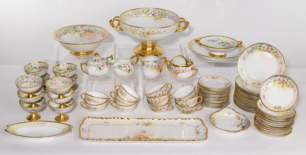 Lot 472: Handpainted Porcelain Assortment