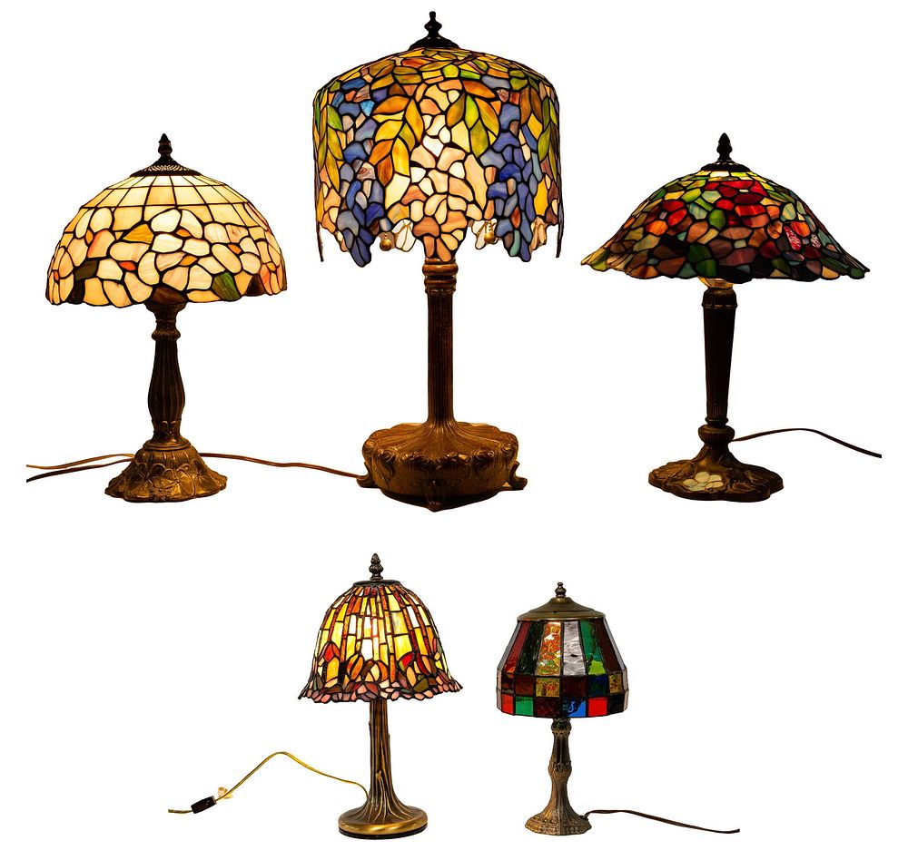 Lot 492: Tiffany Style Acrylic Lamp Assortment