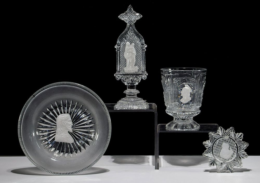 Lot 573: (Attributed to) Baccarat Sulphide Glass Assortment