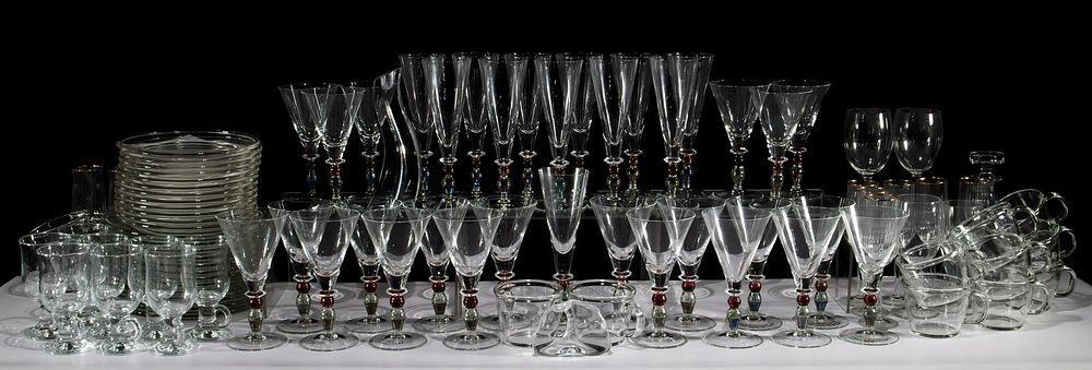 Lot 598: Glass Assortment