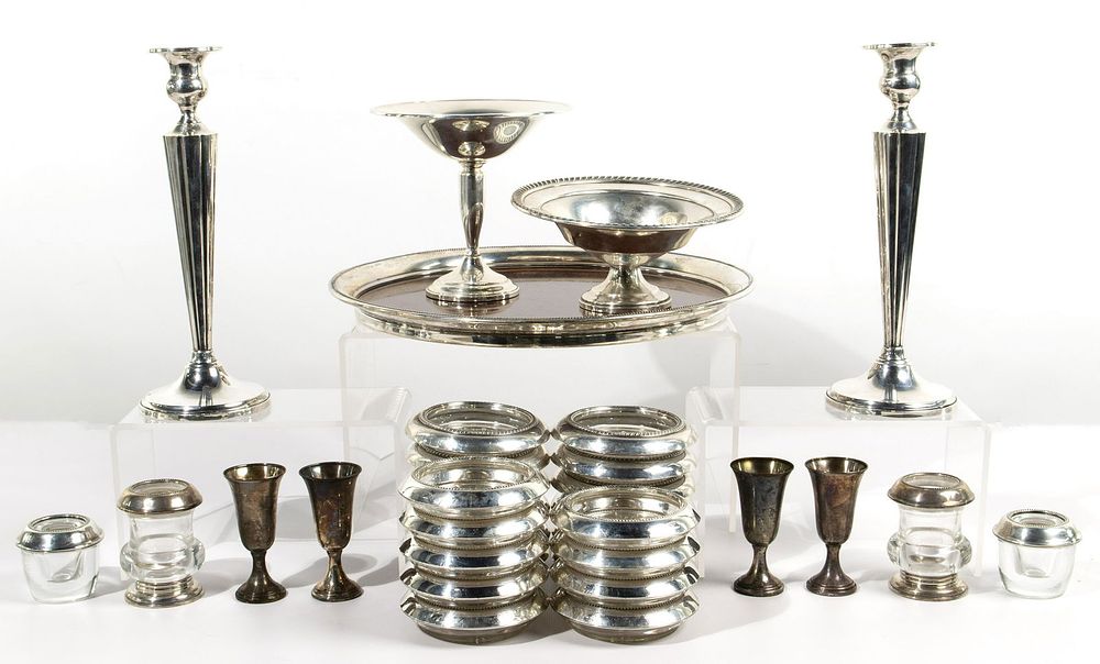 Lot 216: Sterling Silver Object Assortment