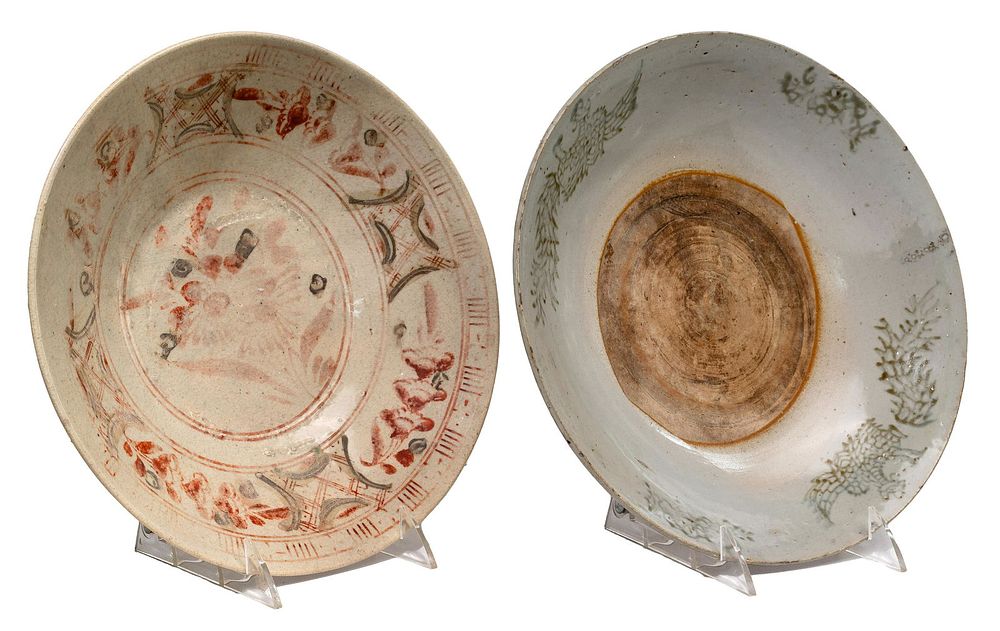 Lot 234: Chinese Yuan or Ming Style Celadon Assortment