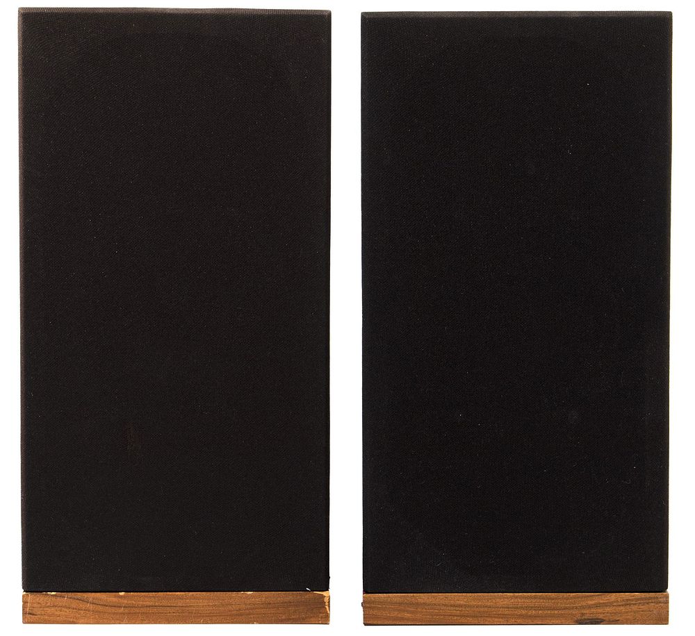 Lot 242: ProAc Response Two Shelf / Standmount Speakers