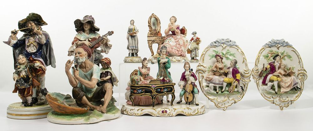 Lot 267: Porcelain Figurine Assortment