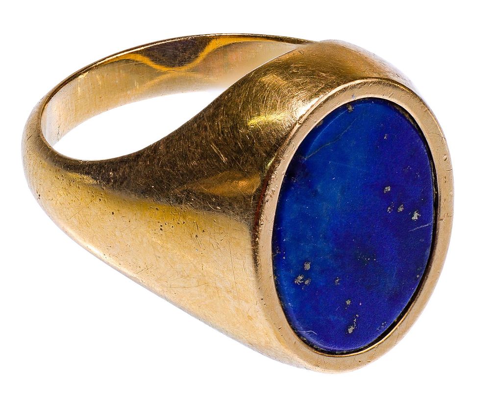 Lot 362: 18k Yellow Gold and Lapis Lazuli Ring