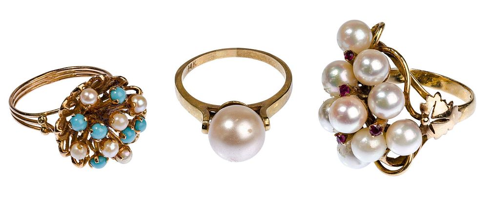 Lot 419: 14k Yellow Gold and Pearl Rings
